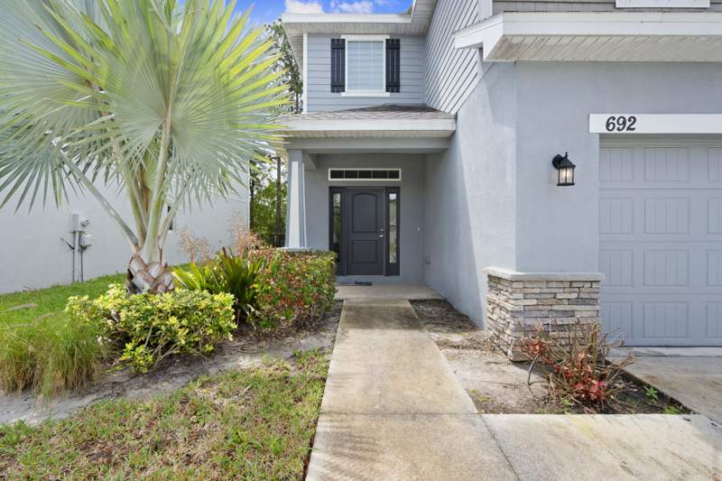 4 bedroom Single Family Residence at 692 NE Turtleback Trail, River Place On The St Lucie No 10 1st Replat, Port St. Lucie — photo 5