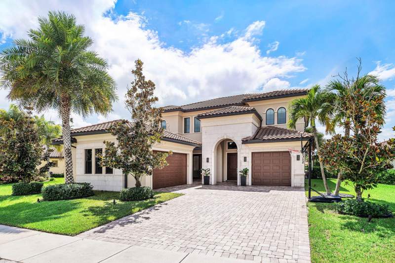 5 bedroom Single Family Residence at 11312 NW 81st Place, Heron Bay North Plat 3, Parkland — photo 5