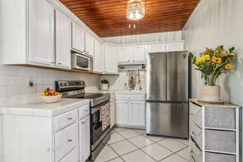 55 Davis Road, Palm Springs FL - photo 14 of 40