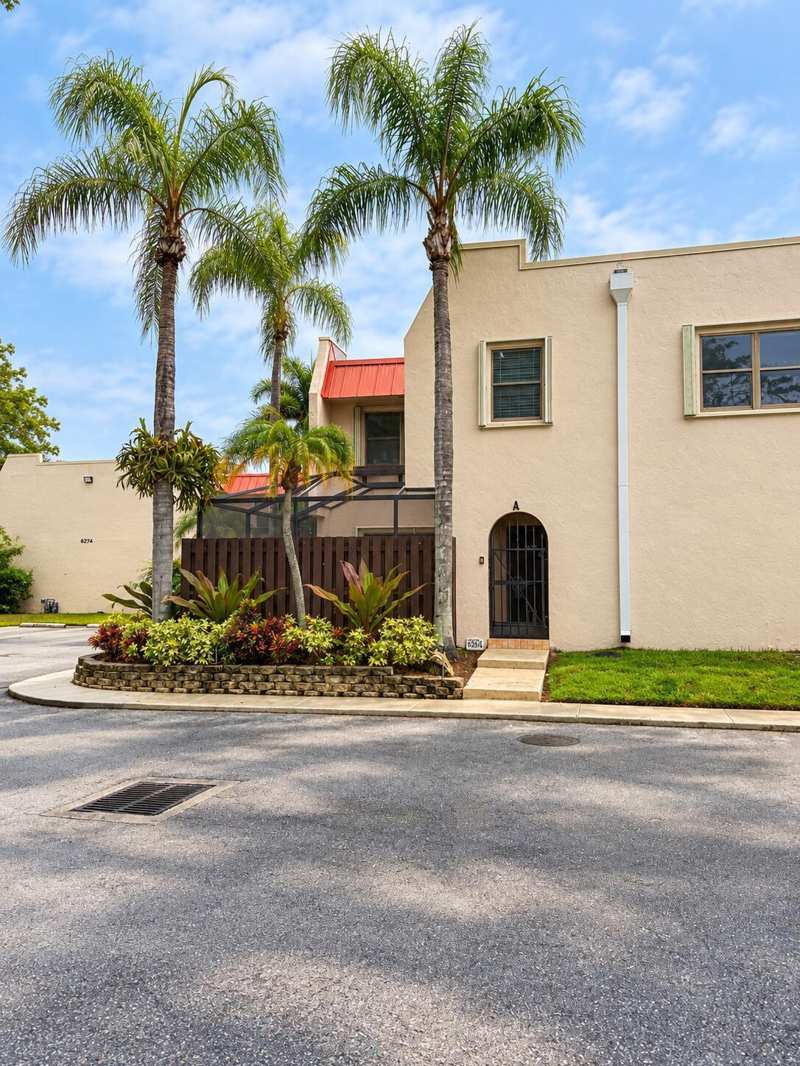 3 bedroom Townhouse at 6264 Seven Springs Boulevard #A, Seven Springs, Greenacres — photo 1