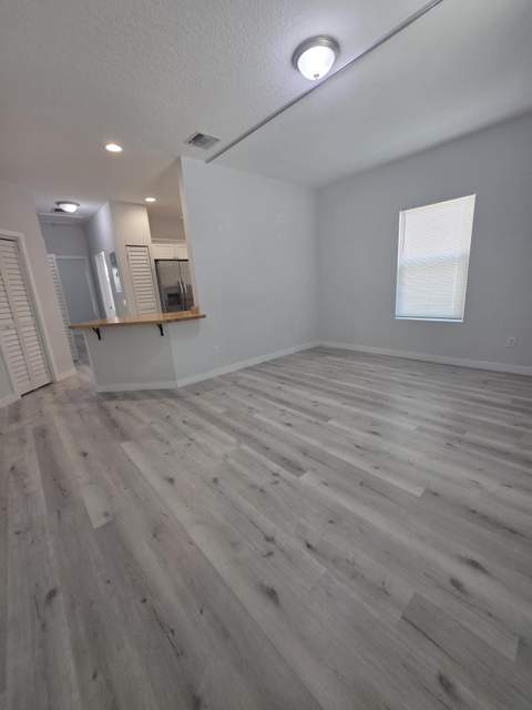 4595 Cambridge Street, Lake Worth Beach FL - photo 6 of 20