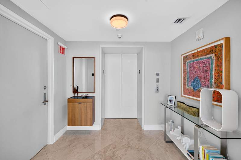 2 bedroom Condominium at 101 S Fort Lauderdale Beach Boulevard #2407, Las Olas Beach Club Condo, Fort Lauderdale — photo 5