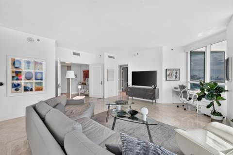 101 S Fort Lauderdale Beach Boulevard #2407, Fort Lauderdale FL - photo 11 of 95