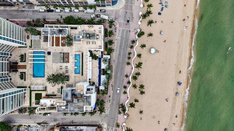 2 bedroom Condominium at 101 S Fort Lauderdale Beach Boulevard #2407, Las Olas Beach Club Condo, Fort Lauderdale — photo 4
