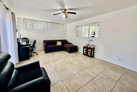 3870 Victoria Drive, West Palm Beach FL - photo 16 of 35