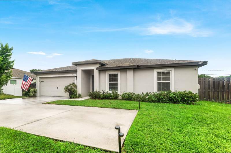 3 bedroom Single Family Residence at 3758 SW Darwin Boulevard, Port St Lucie Section 22, Port St. Lucie — photo 2