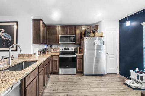 3758 SW Darwin Boulevard, Port St. Lucie FL - photo 7 of 45