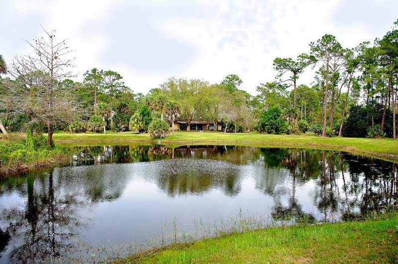 2 bedroom Single Family Residence at 2833 F Road, Loxahatchee Groves, Loxahatchee Groves — photo 1