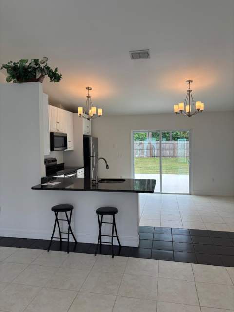 5570 NW Cruzan Avenue, Port St. Lucie FL - photo 21 of 23