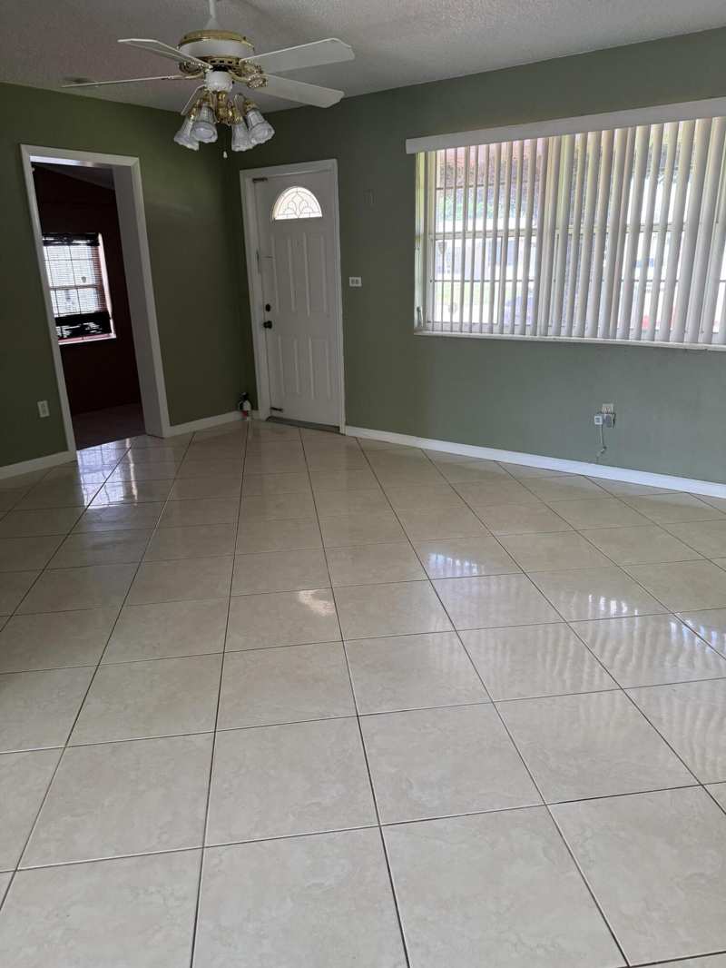 2 bedroom Single Family Residence at 7440 Freedom Street, Driftwood Estates No 3, Hollywood — photo 1
