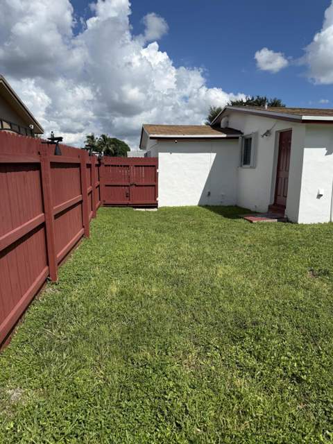 7440 Freedom Street, Hollywood FL - photo 22 of 22