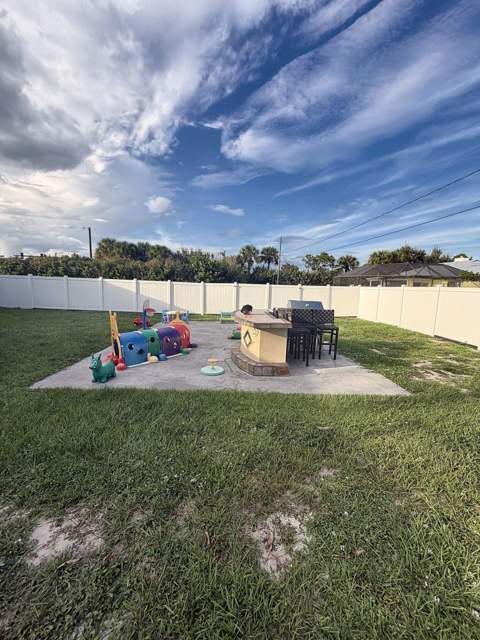 1521 SE Airoso Boulevard, Port St. Lucie FL - photo 10 of 13