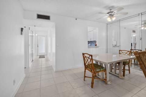 14527 Bonaire Boulevard #110, Delray Beach FL - photo 9 of 50