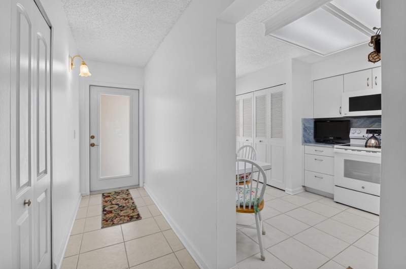 2 bedroom Condominium at 14527 Bonaire Boulevard #110, Villages Of Oriole Bonaire, Delray Beach — photo 3