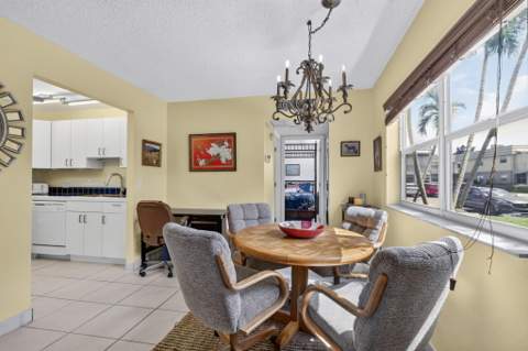 542 Monaco Way, Delray Beach FL - photo 10 of 26