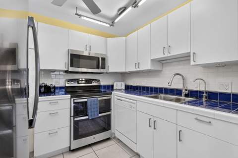 542 Monaco Way, Delray Beach FL - photo 13 of 26