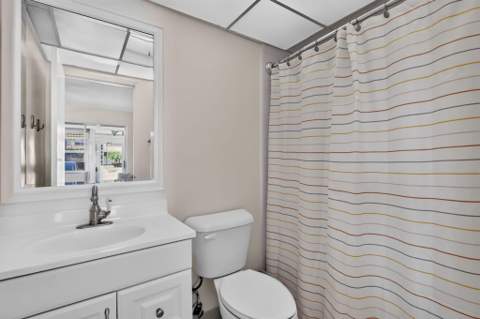 542 Monaco Way, Delray Beach FL - photo 21 of 26