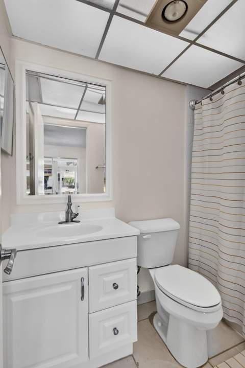 542 Monaco Way, Delray Beach FL - photo 22 of 26