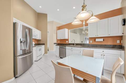8067 Bellafiore Way, Boynton Beach FL - photo 11 of 58