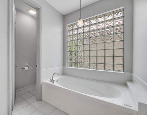 8067 Bellafiore Way, Boynton Beach FL - photo 19 of 58