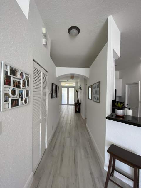 325 Berenger Walk, Royal Palm Beach FL - photo 21 of 43