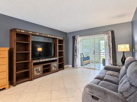 3150 Holiday Springs Boulevard #8-204, Margate FL - photo 8 of 31