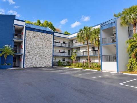 3150 Holiday Springs Boulevard #8-204, Margate FL - photo 19 of 31