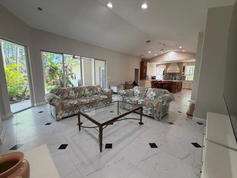 4 bedroom Single Family Residence at 12416 76th Road #1216, 12416 76th Rd N, West Palm Beach — photo 4