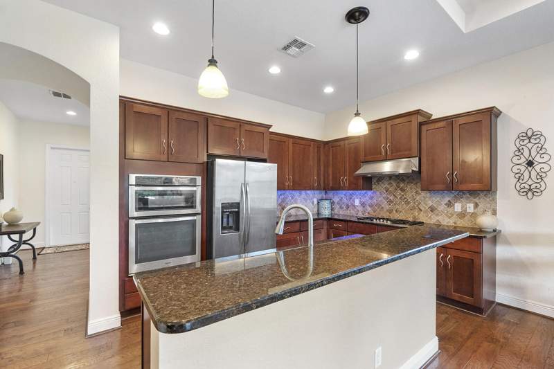 4 bedroom Single Family Residence at 8376 NW 121st Way, Heron Bay North Plat 3, Parkland — photo 4