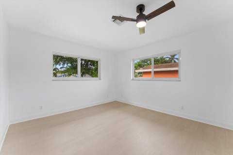1660 40th Street, West Palm Beach FL - photo 17 of 31