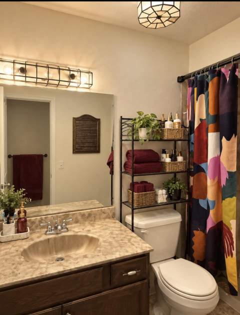 637 SE Thornhill Drive, Port St. Lucie FL - photo 8 of 9
