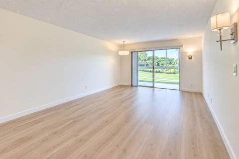 4402 Martinique Court #D2, Coconut Creek FL - photo 7 of 15