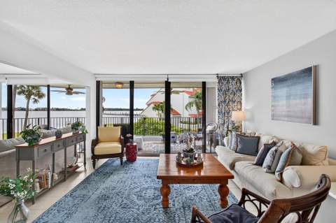 8200 Lakeshore Drive #2010, Hypoluxo FL - photo 6 of 82