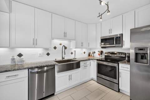 8200 Lakeshore Drive #2010, Hypoluxo FL - photo 15 of 82