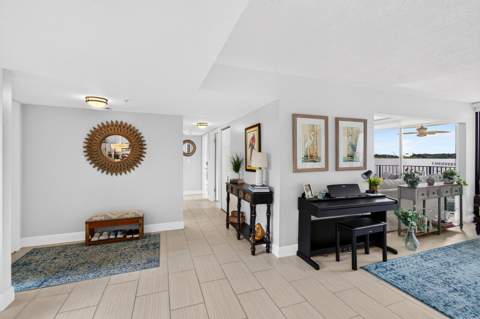 8200 Lakeshore Drive #2010, Hypoluxo FL - photo 20 of 70