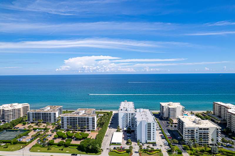 1 bedroom Condominium at 3450 S Ocean Boulevard #121, Patrician Of Palm Beach Condo, Palm Beach — photo 2
