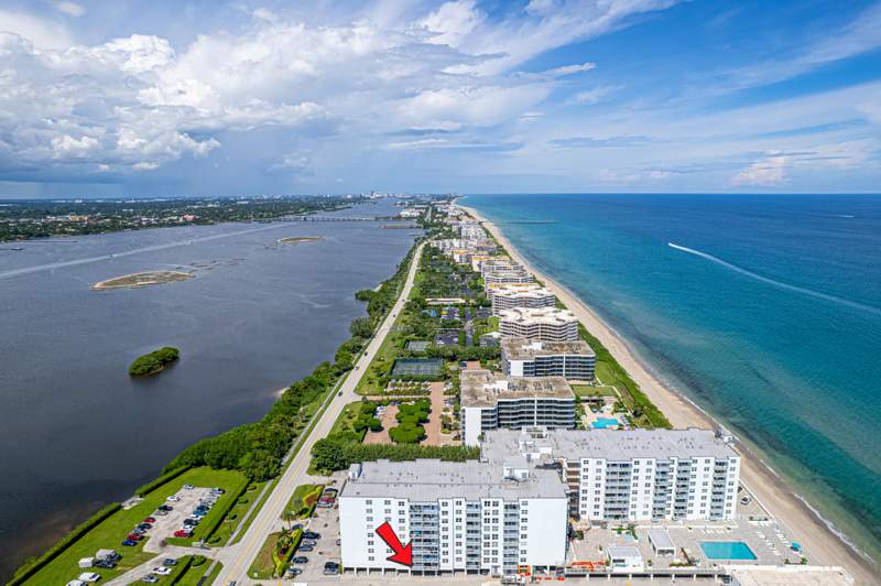 1 bedroom Condominium at 3450 S Ocean Boulevard #121, Patrician Of Palm Beach Condo, Palm Beach — photo 3