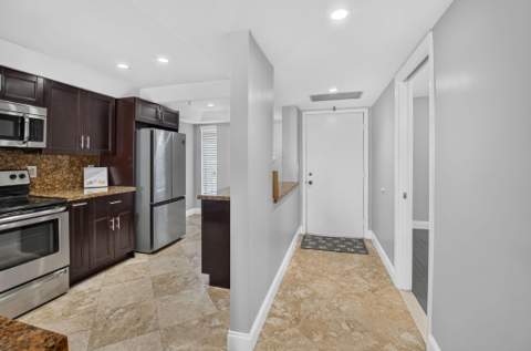 20 Royal Palm Way #3010, Boca Raton FL - photo 7 of 39