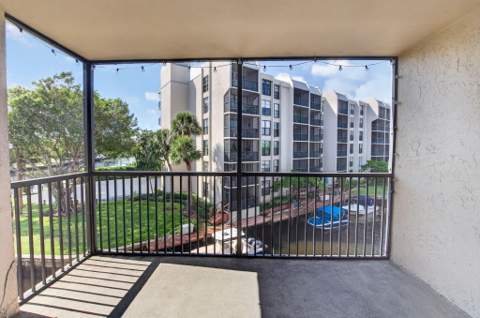 20 Royal Palm Way #3010, Boca Raton FL - photo 17 of 39