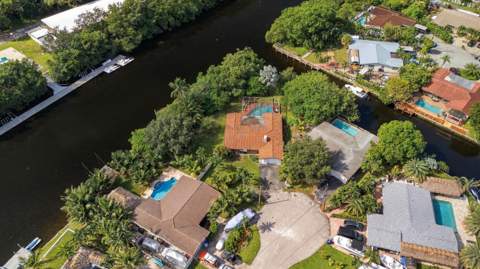 460 SW 18th Court, Pompano Beach FL - photo 9 of 12