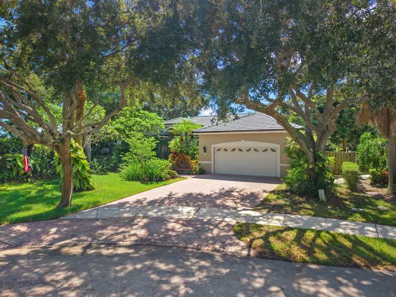 4 bedroom Single Family Residence at 4560 S Barwick Ranch Circle, Barwick Ranch, Delray Beach — photo 1