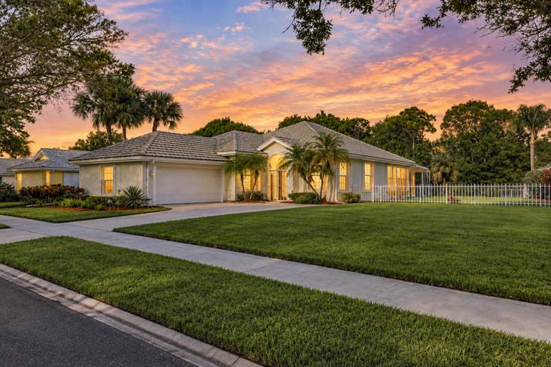 3 bedroom Single Family Residence at 5203 SE Sweetbrier Terrace, The Preserve, Hobe Sound — photo 2