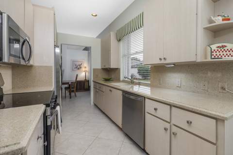 5203 SE Sweetbrier Terrace, Hobe Sound FL - photo 16 of 74