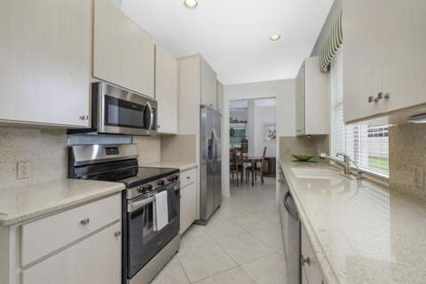 5203 SE Sweetbrier Terrace, Hobe Sound FL - photo 17 of 74