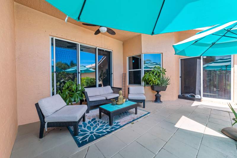 4 bedroom Single Family Residence at 4477 NW 89th Way, Royal Land Amended, Coral Springs — photo 2
