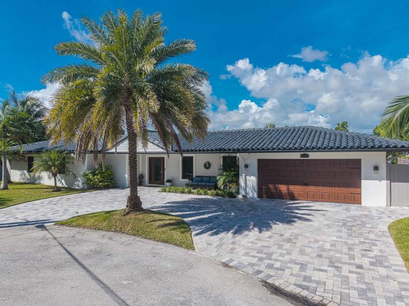 3 bedroom Single Family Residence at 3711 NE 28th Avenue, Venetian Isles 1st Sec, Lighthouse Point — photo 2