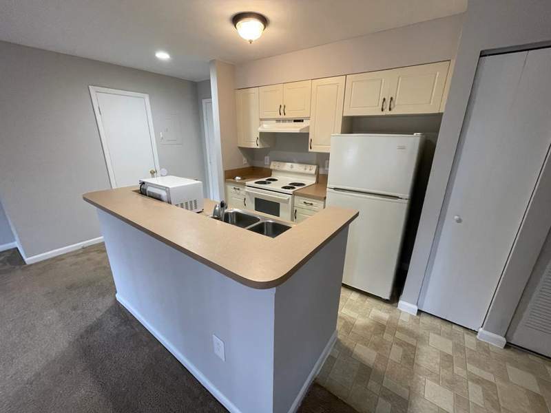 1 bedroom Condominium at 4783 Via Palm Lakes #104, Palm Lake Condo, West Palm Beach — photo 5