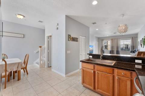107 Pond Apple Lane #103, Jupiter FL - photo 9 of 32