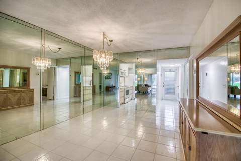 3351 Spanish Trail #113, Delray Beach FL - photo 6 of 20