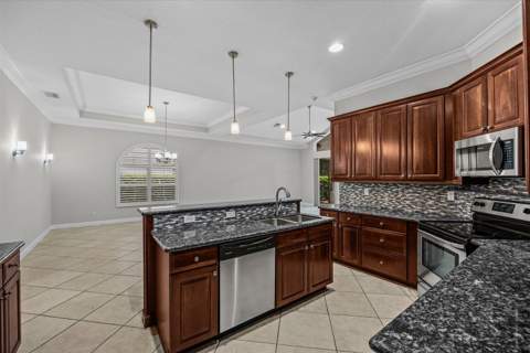 8824 Champions Way, Port St. Lucie FL - photo 12 of 58